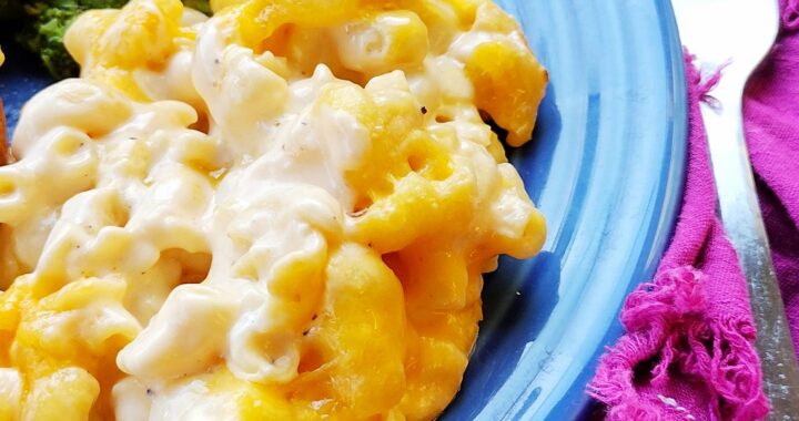 The Easiest and Best Mac and Cheese Recipe - Moon & Hare Studio
